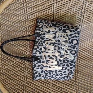 🍁VICTORIA'S SECRET LEOPARD PRINT TOTE BAG